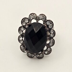 Gunmetal Tone Black Oval Statement Cocktail Ring Size 6.5 Rhinestone Halo Floral